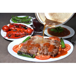 Yoğurtlu Kebap
